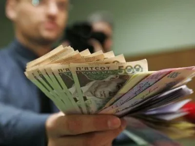 В Украине возросла средняя заработная плата