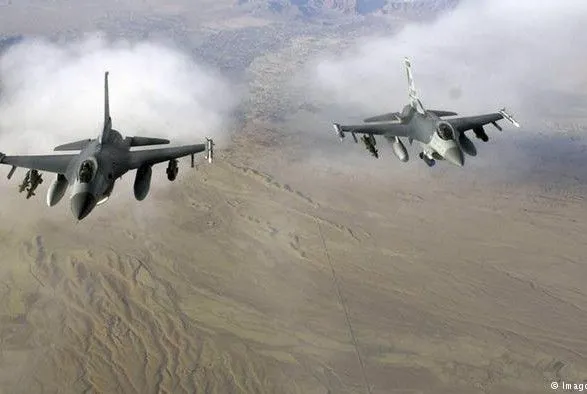 Авиация США впервые осуществила удары по позициям "ИГИЛ" в Сомали