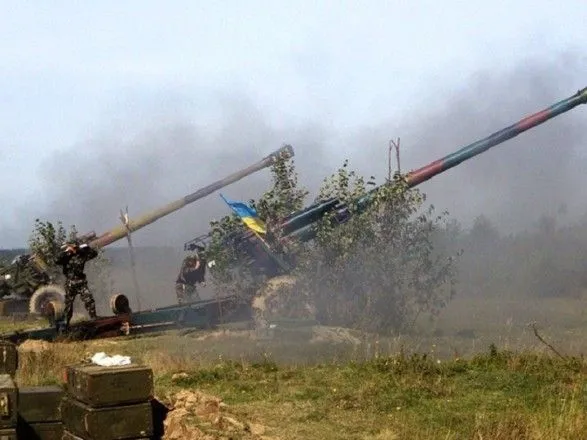 Боевики обстреляли из тяжелого вооружения позиции ВСУ