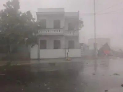 Число жертв тайфуна "Дамри" во Вьетнаме возросло до 27 человек
