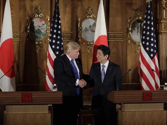 США и Япония договорились совместно противостоять угрозе со стороны КНДР
