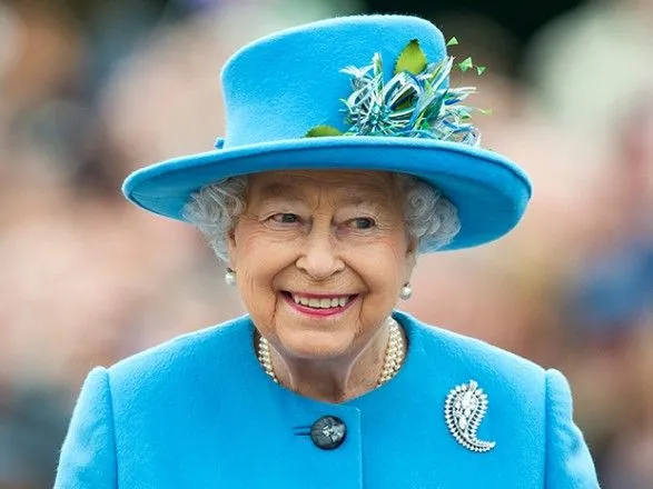Королева Великобритании инвестировала около 13 млн долл. в оффшоры - СМИ