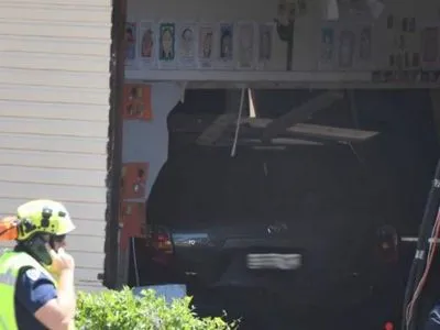 Автомобіль протаранив школу в Сіднеї, двоє дітей загинули