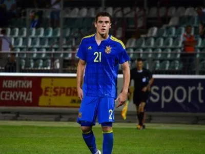 Нападающего национальной команды Украины вернули в состав молодежной сборной