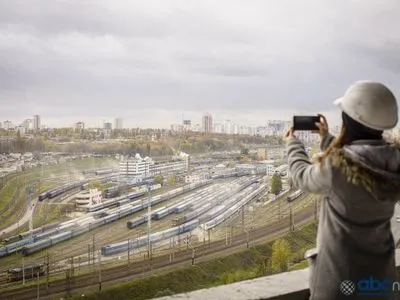 "Київміськбуд" показав, який вид відкривається з вікон найбільш урбаністічного ЖК столиці