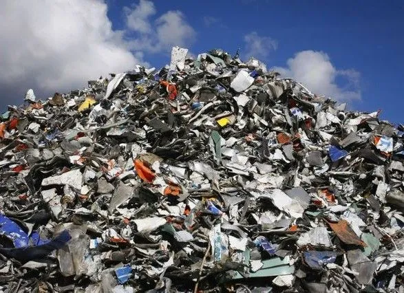 В Украине на 1 квадратный километр приходится 50 тыс. тонн отходов - министр
