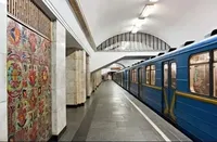 Станцію "Хрещатик" відкрили для пасажирів: вибухівку не знайшли