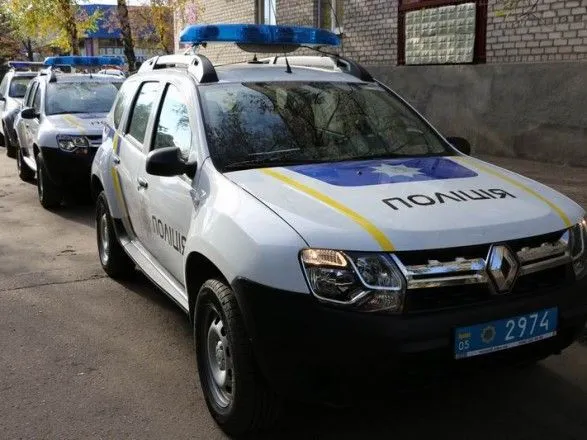 natsionalna-politsiya-otrimaye-122-novikh-avtomobili