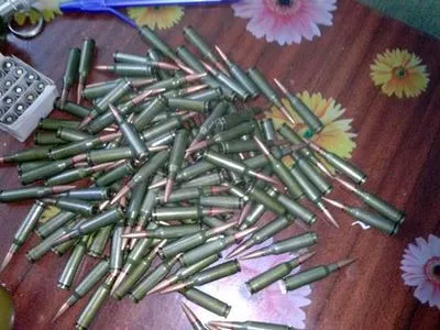 Правоохранители изъяли у жителя Донецкой области арсенал боеприпасов