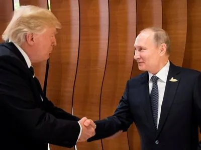 Путін і Трамп зустрілись на саміті АТЕС