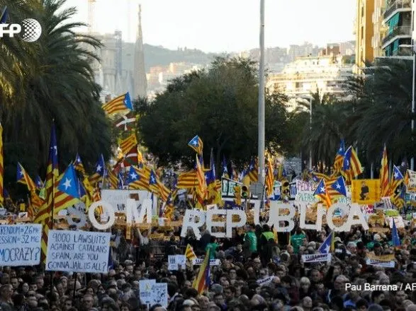 Близько 750 тисяч осіб вийшли на акцію в Барселоні