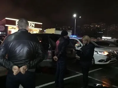 В Киеве полиция обнаружила автомобиль с взрывчаткой