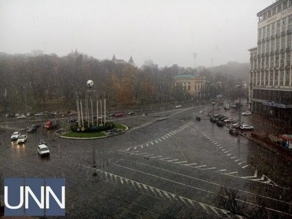 У Києві пішов перший сніг