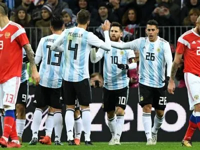 Агуэро принес победу Аргентине в спарринге над Россией