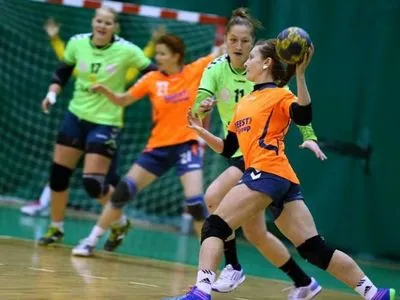 "Галичанка" получила две победы и возглавила чемпионат Украины по гандболу