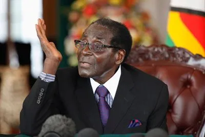 Военные взяли под стражу президента Зимбабве