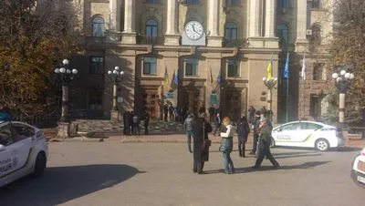 Сессия горсовета Николаева продолжилась после проверки на взрывчатку
