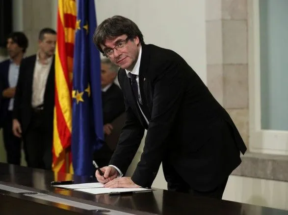 rishennya-pro-ekstraditsiyu-eks-lidera-kataloniyi-ne-priynyali