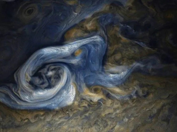 NASA оприлюднило знімок потужної бурі на Юпітері