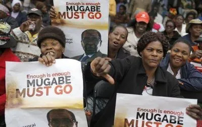 У Зімбабве тисячі жителів вийшли на марш за відставку Мугабе