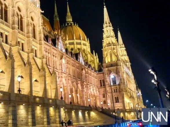 Осінь в Європі: атмосферність Будапешту та передріздвяний Відень