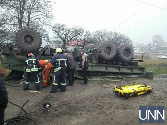 Авто с военными перевернулось в Запорожье, есть жертва