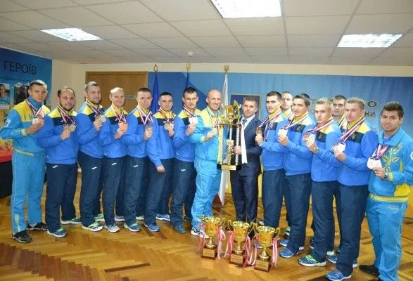 Украинские спортсмены вошли в тройку лучших на ЧМ по гиревому спорту