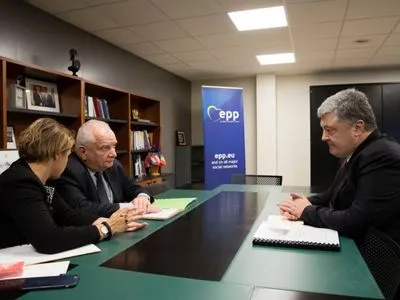 Порошенко надеется на поддержку ЕНП украинского видения концепции "Восточное партнерство+"