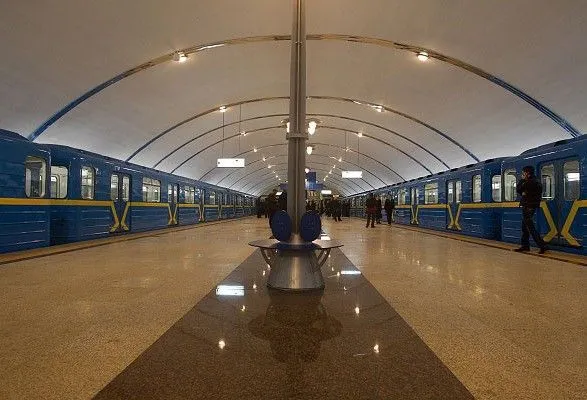 stantsiyu-metro-vasilkivska-vidkrili-pislya-zaminuvannya