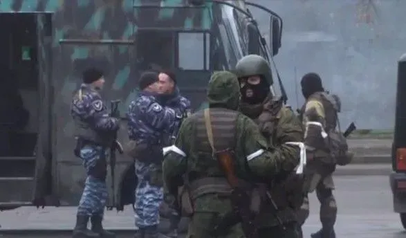 Из Луганска в РФ вывезли всю наличность - Минобороны