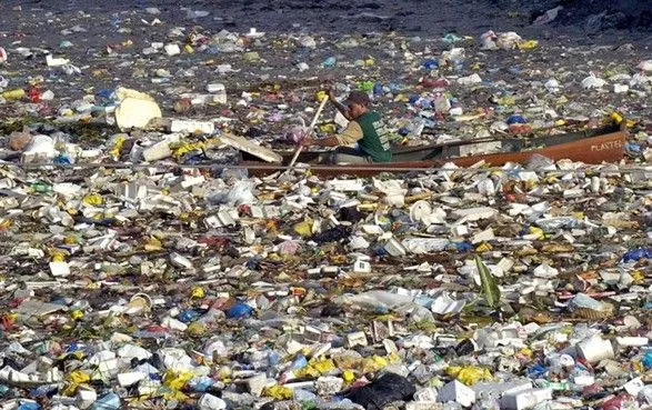 Щорічно в світовий океан потрапляє 12 млн тонн пластику