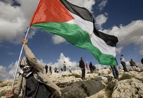 Главу Палестинской автономии выберут до конца 2018