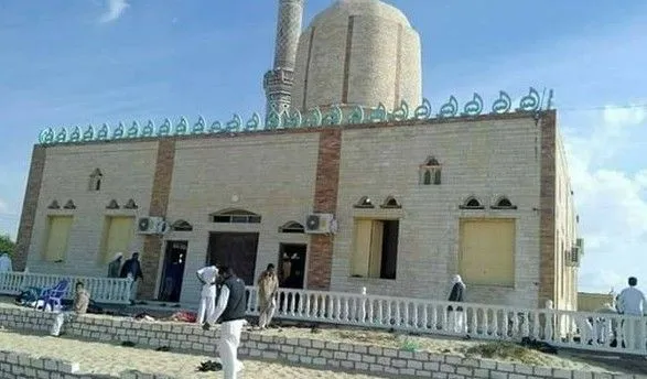 Число жертв в результате взрыва в египетской мечети возросло до 155 человек