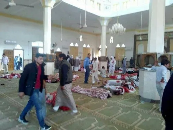 Внаслідок теракту в Єгипті загинуло щонайменше 85 осіб