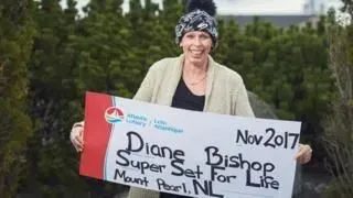 Лотерейний виграш дозволив канадці продовжити боротьбу з раком