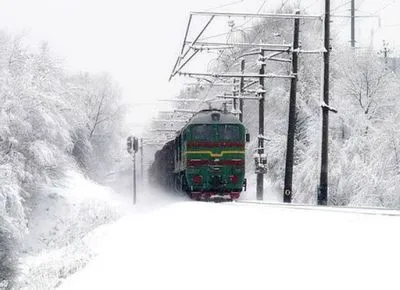 До новорічних свят призначили сім додаткових поїздів на південь і захід України