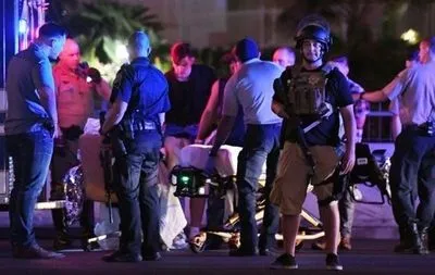Убийца из Лас-Вегаса совершил более тысячи выстрелов по людям