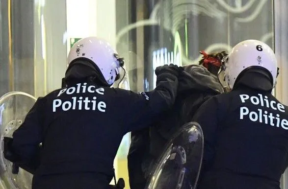 Близько ста осіб затримали під час погромів у Брюсселі