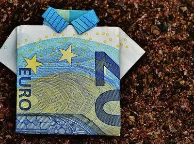 Готівка є найпоширенішим способом оплати у 19 країнах ЄС