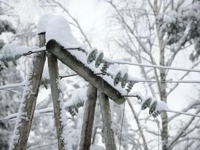 Непогода обесточила 20 населенных пунктов в Украине