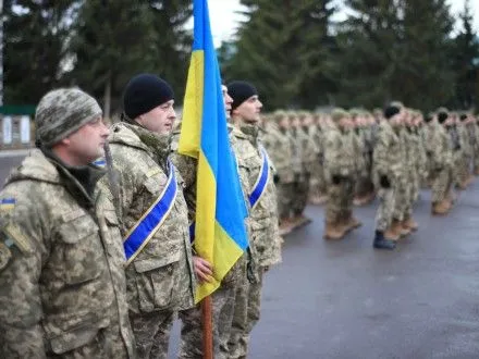 В улучшении жилищных условий нуждаются 25 тысяч украинских военных