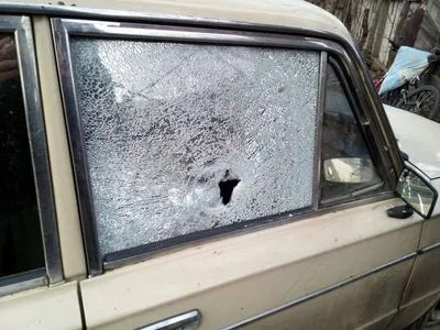 Пророссийские боевики обстреляли в Майорске авто местного жителя