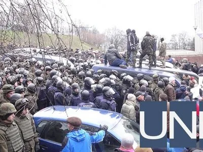 Задержание Саакашвили: опять начались столкновения между активистами и правоохранителями