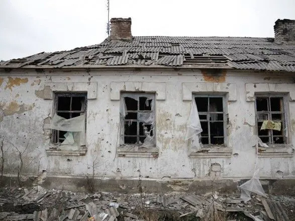 У штабі АТО показали наслідки обстрілів Врубівки на Луганщині