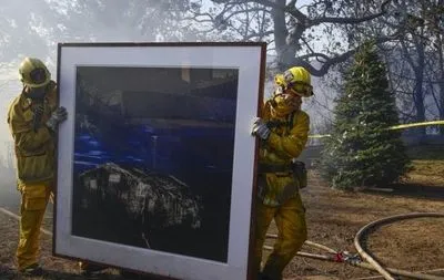 Пожары в Калифорнии угрожают Лос-Анджелесу