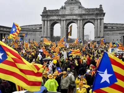 В Брюсселі 45 тис. людей вийшли на марш на підтримку Каталонії