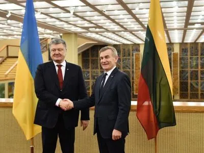 Санкції проти РФ і "План Маршала": Порошенко у Литві зустрівся зі спікером Сеймасу
