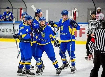 Молодежная хоккейная сборная Украины отправилась в Словению на ЧМ