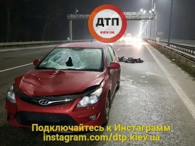 Водій збив пішохода насмерть на Бориспільській трасі, у Києві