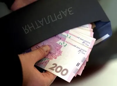 Правительство планирует увеличить средние зарплаты украинцев до 10 тыс. гривен